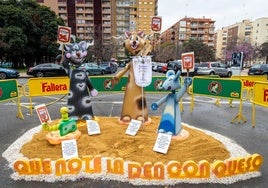 El monumento de la Falla Blasco Ibáñez-Mestre Ripoll, ganadora del último premio de la sección 8ª-C de las Fallas 2025.