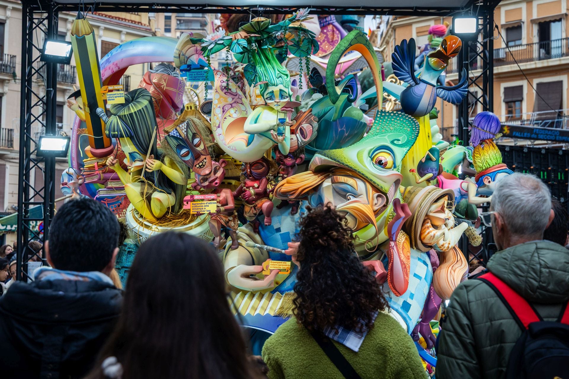 FOTOS | Colas para ver la falla ganadora, Convento Jerusalén