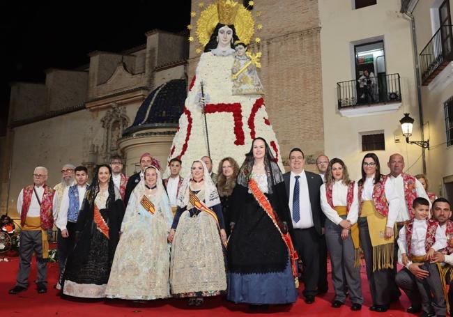 El manto de la Mare de déu, ya completo.