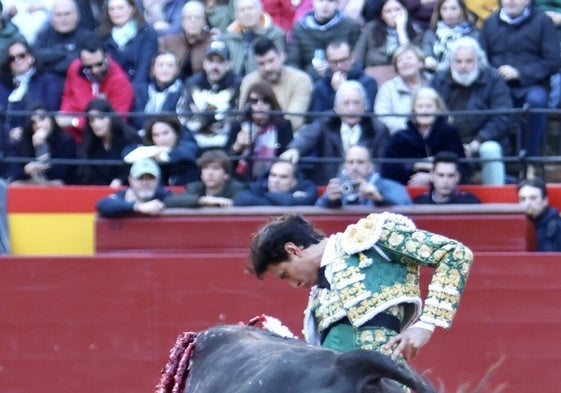 Roca en un momento de una pureza incontestable.