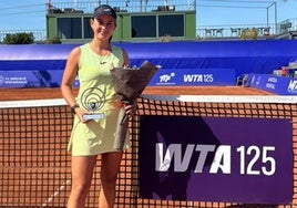 Leyre Romero, en la cancha donde ha disputado su primera final individual de un torneo WTA.