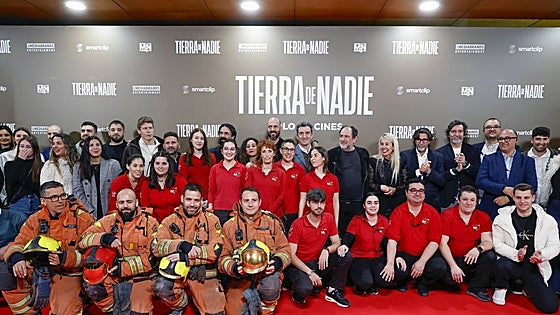 Alfombra roja y estrellas para reabrir por un día el único cine de Valencia cerrado por la dana