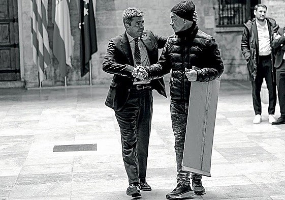 Mazón, en el encuentro que el pasado jueves mantuvo con algunas víctimas de la tragedia.