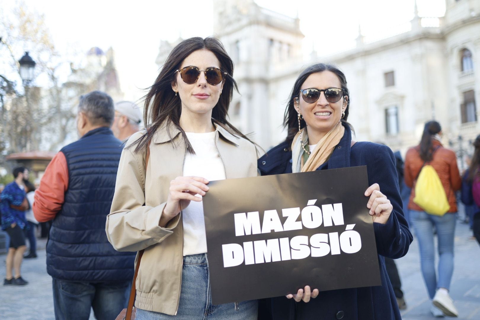 FOTOS | Sexta manifestación en Valencia contra la gestión política de la dana