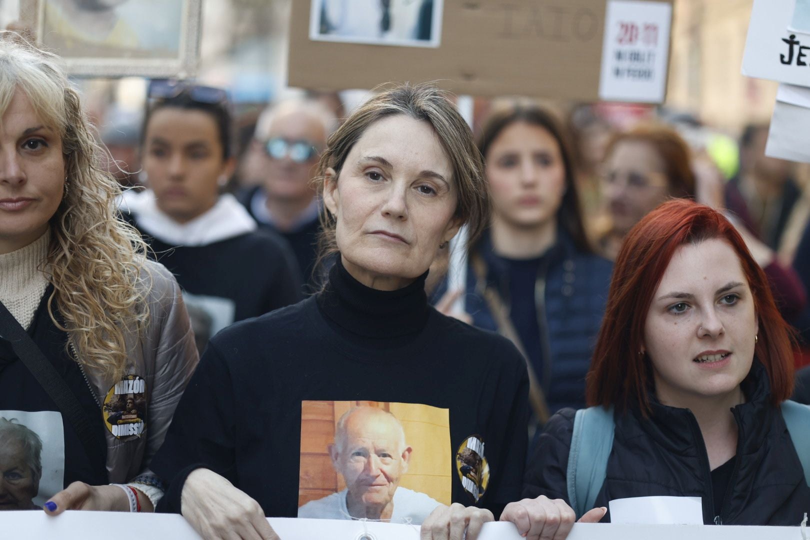 FOTOS | Sexta manifestación en Valencia contra la gestión política de la dana