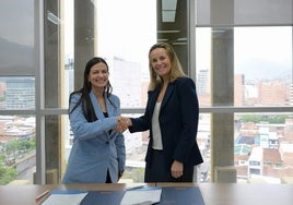 Firma del acuerdo.