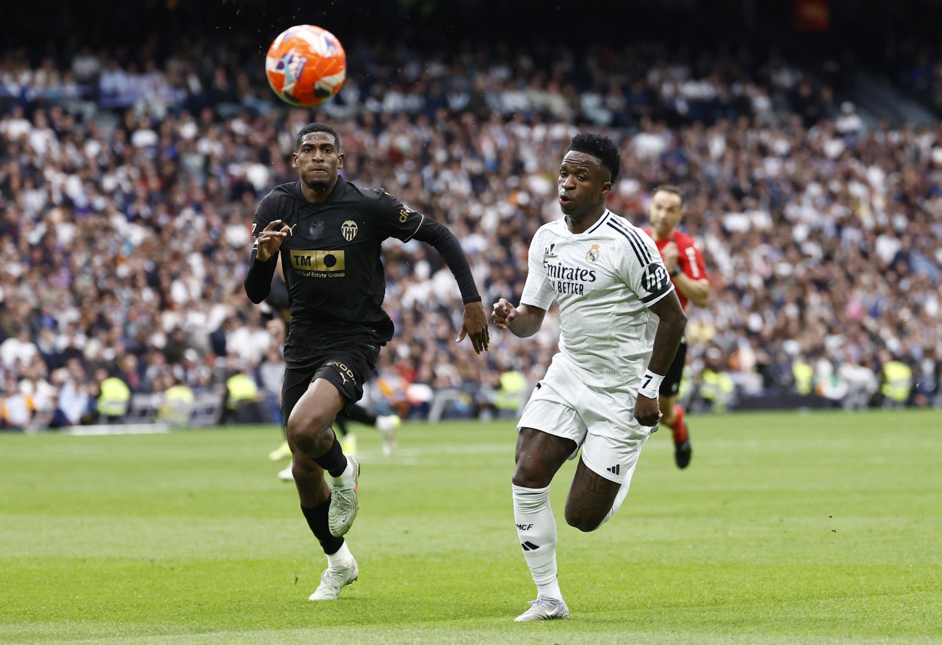 FOTOS | Real Madrid - Valencia CF, partido de alta tensión