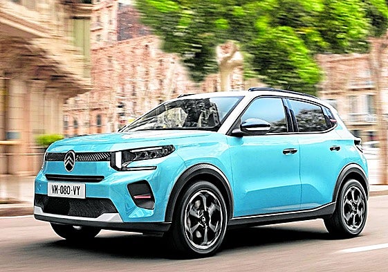 Las formas cuadradas protagonizan la imagen exterior.