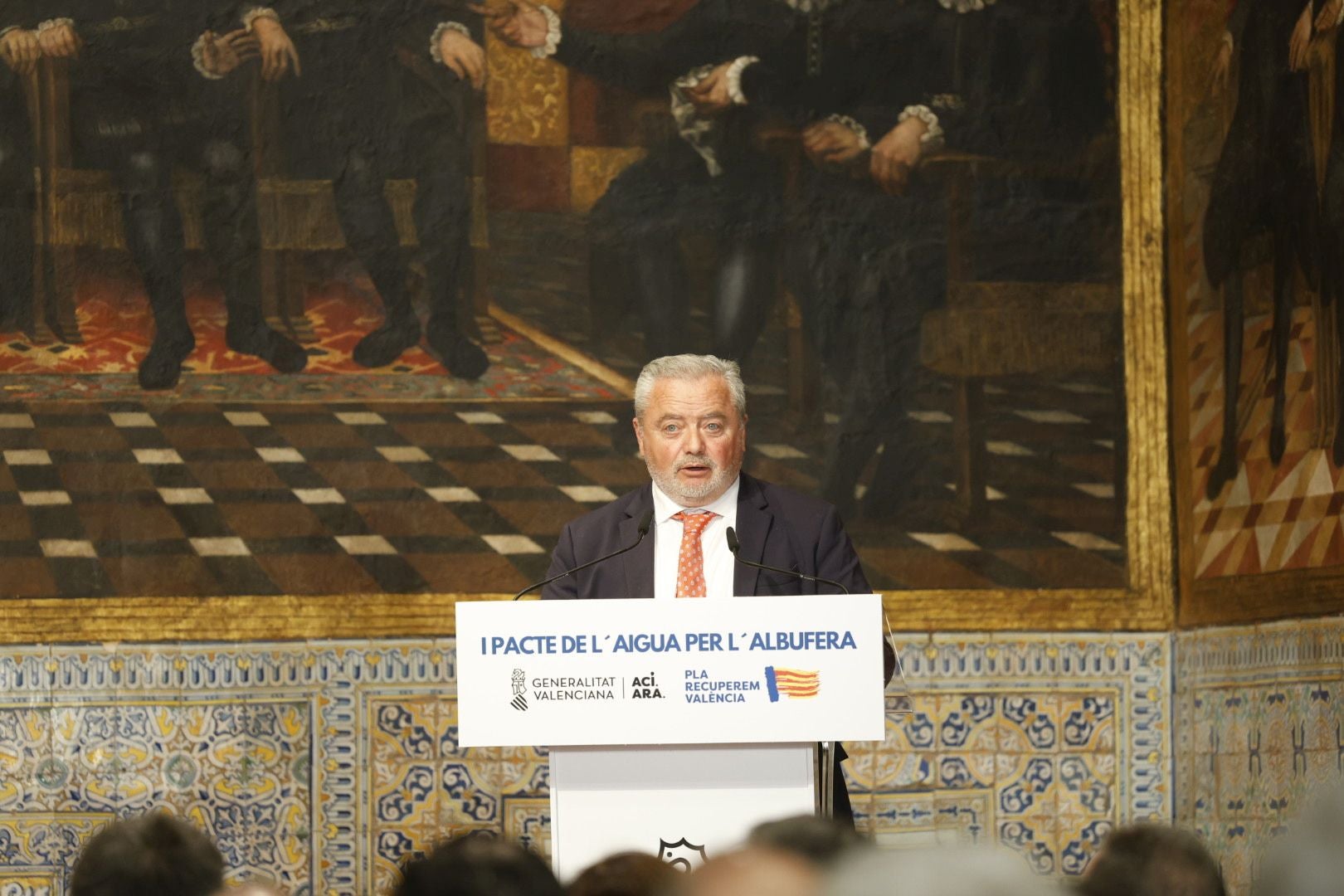 Firma del Pacto por la Albufera en el Palau de la Generalitat
