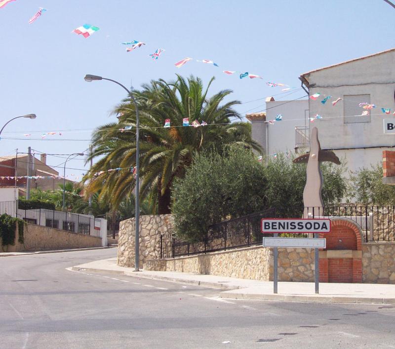 Entrada al municipio de Benissoda.