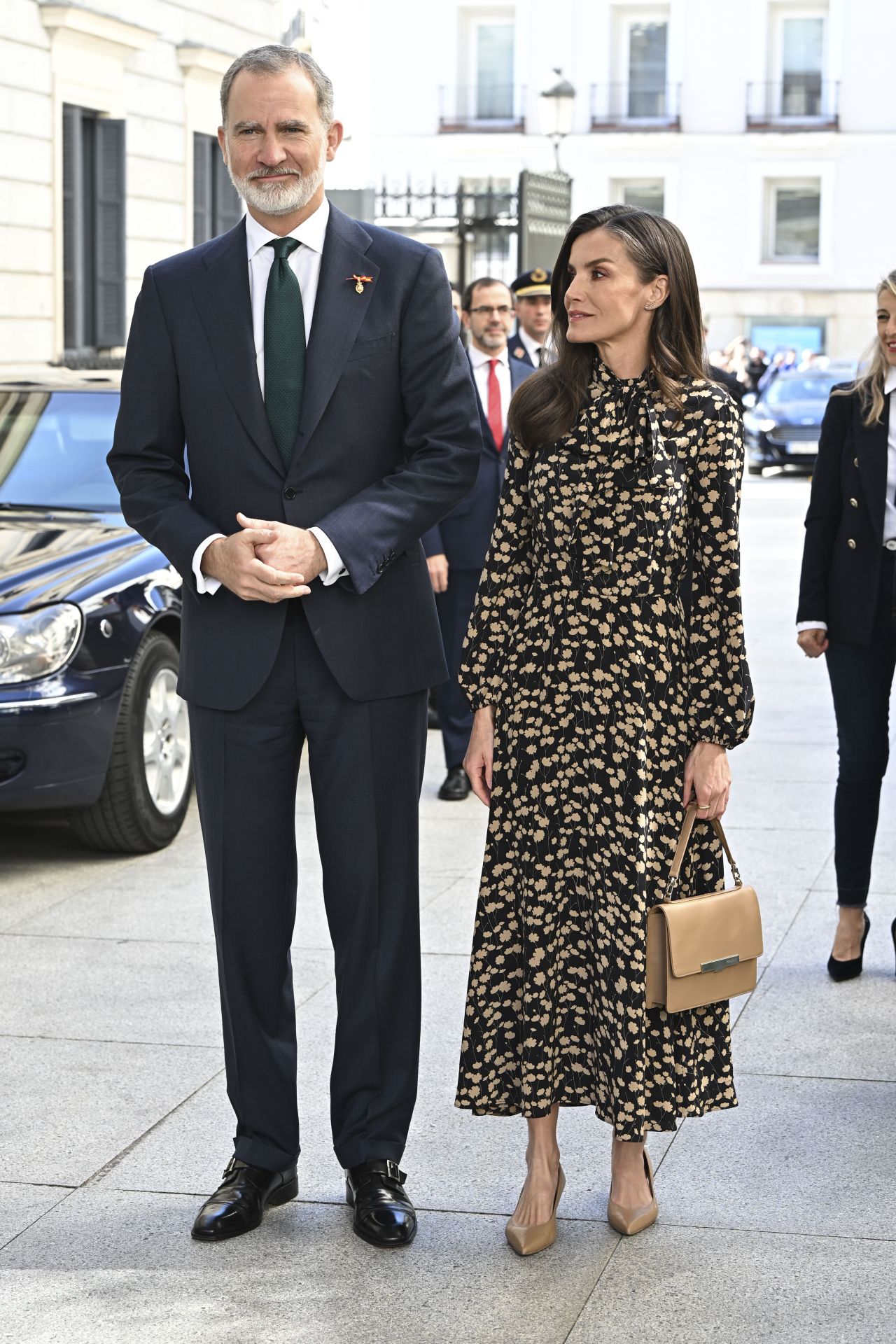 Letizia deslumbra en el Día Internacional del Pueblo Gitano con un look reutilizado