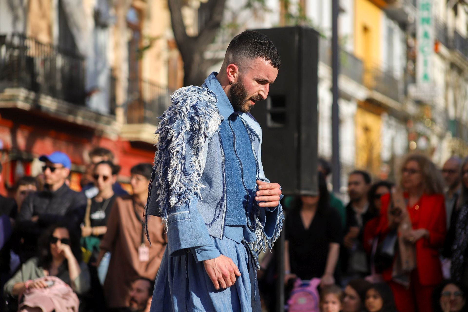 Inauguración de Dansa Valencia con el espectáculo &#039;Transeúnte&#039;, en la plaza del Mercado