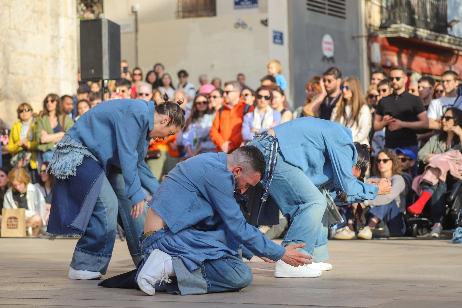 Inauguración de Dansa Valencia con el espectáculo &#039;Transeúnte&#039;, en la plaza del Mercado