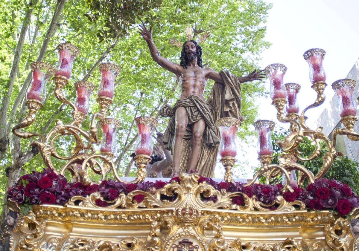 Procesión de la Hermandad de la Resurrección.