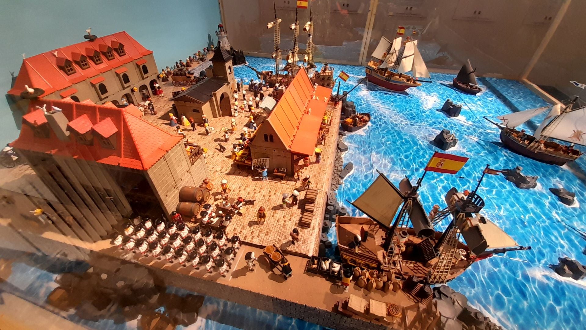 Galería de fotos: los clicks reconquistan el museo militar de Valencia