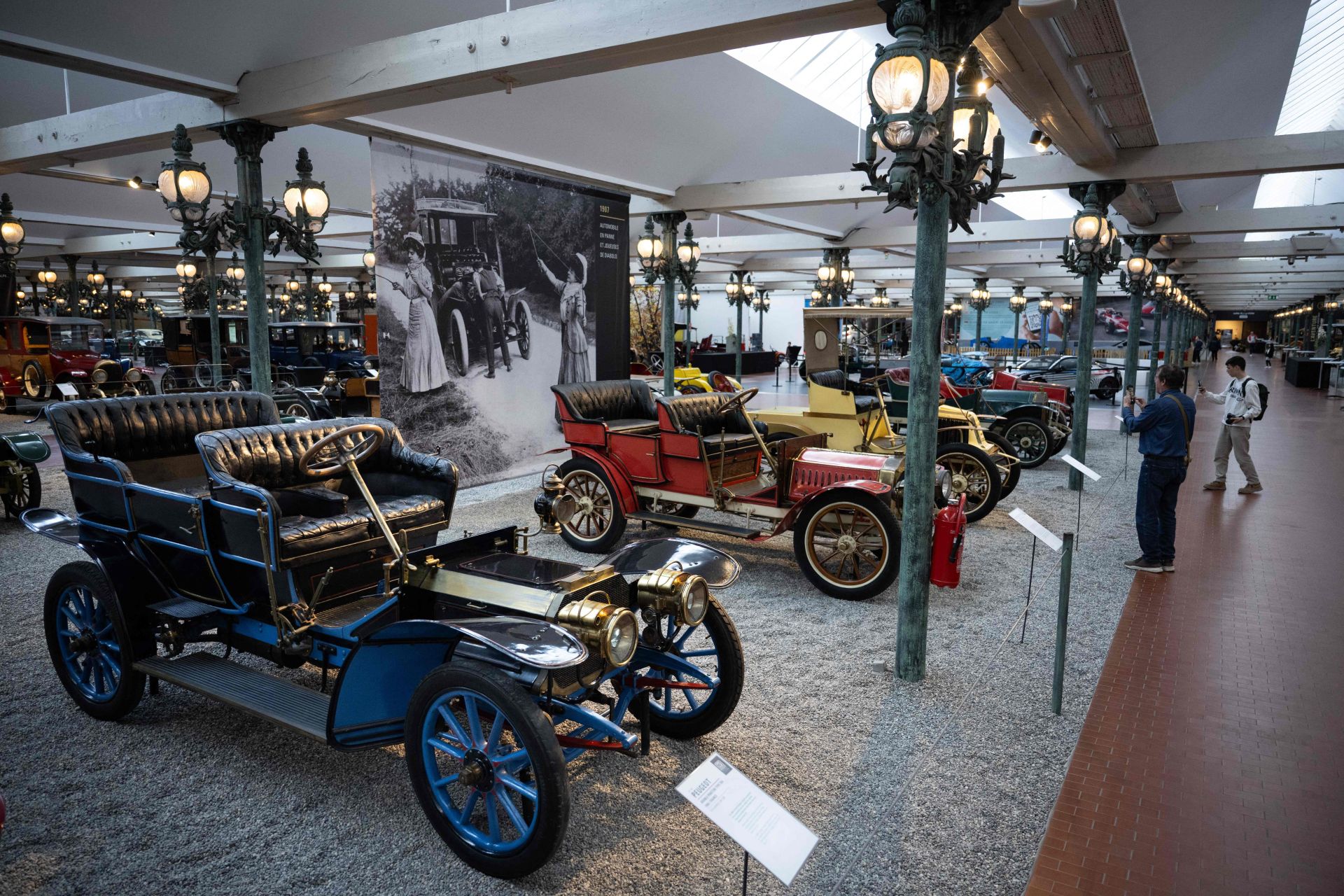 La familia Schlumpf: Así es la mayor colección de coches de época del mundo