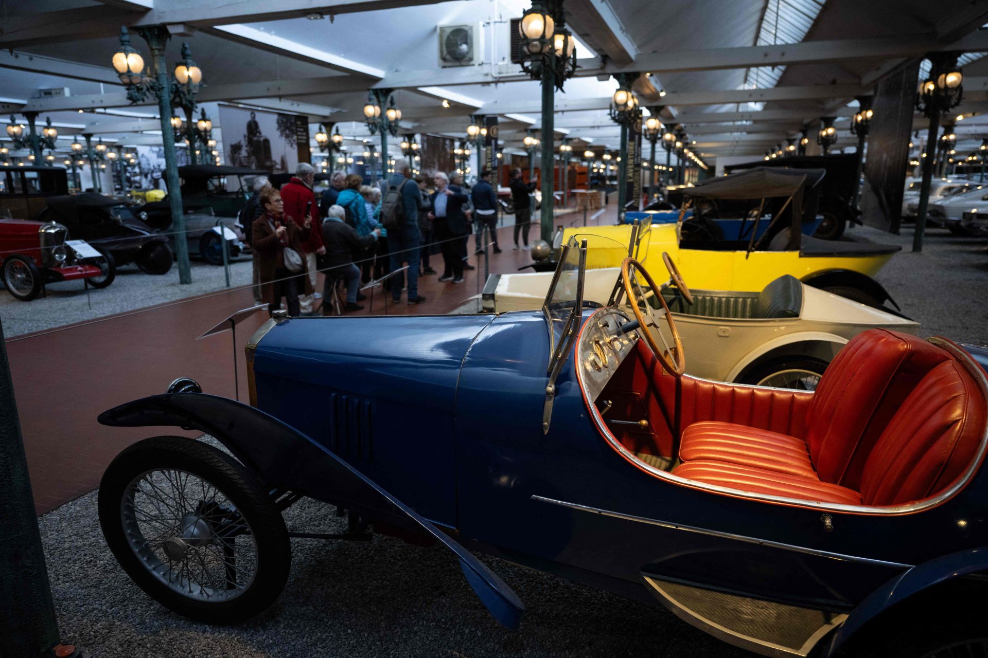 La familia Schlumpf: Así es la mayor colección de coches de época del mundo