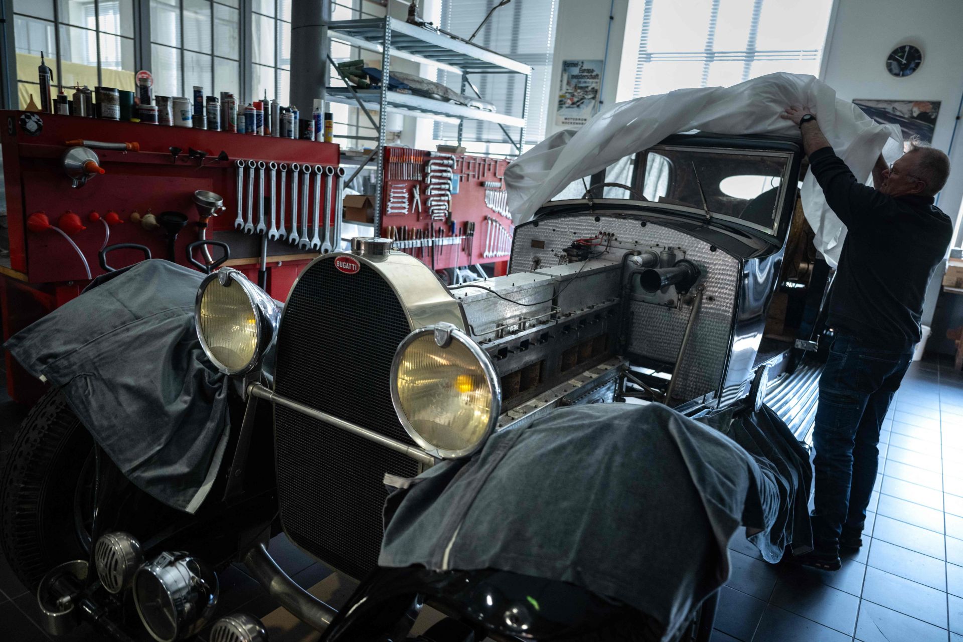 La familia Schlumpf: Así es la mayor colección de coches de época del mundo