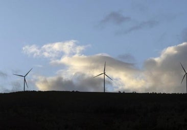 El precio de la luz sigue cayendo este viernes con la nueva tarifa: las cinco horas gratis para enchufar los electrodomésticos