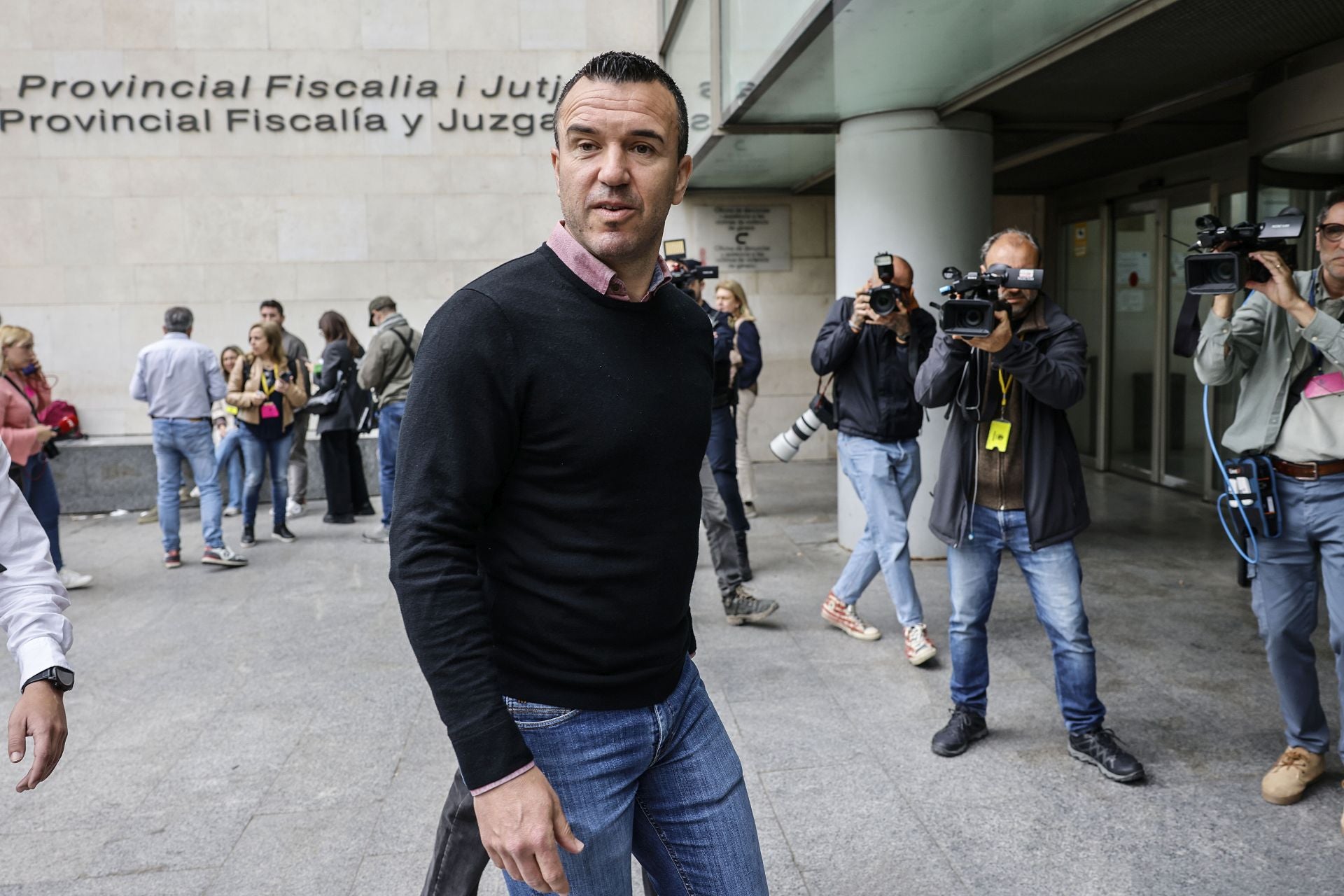 Vicente Mompó acude al juzgado a testificar por la dana