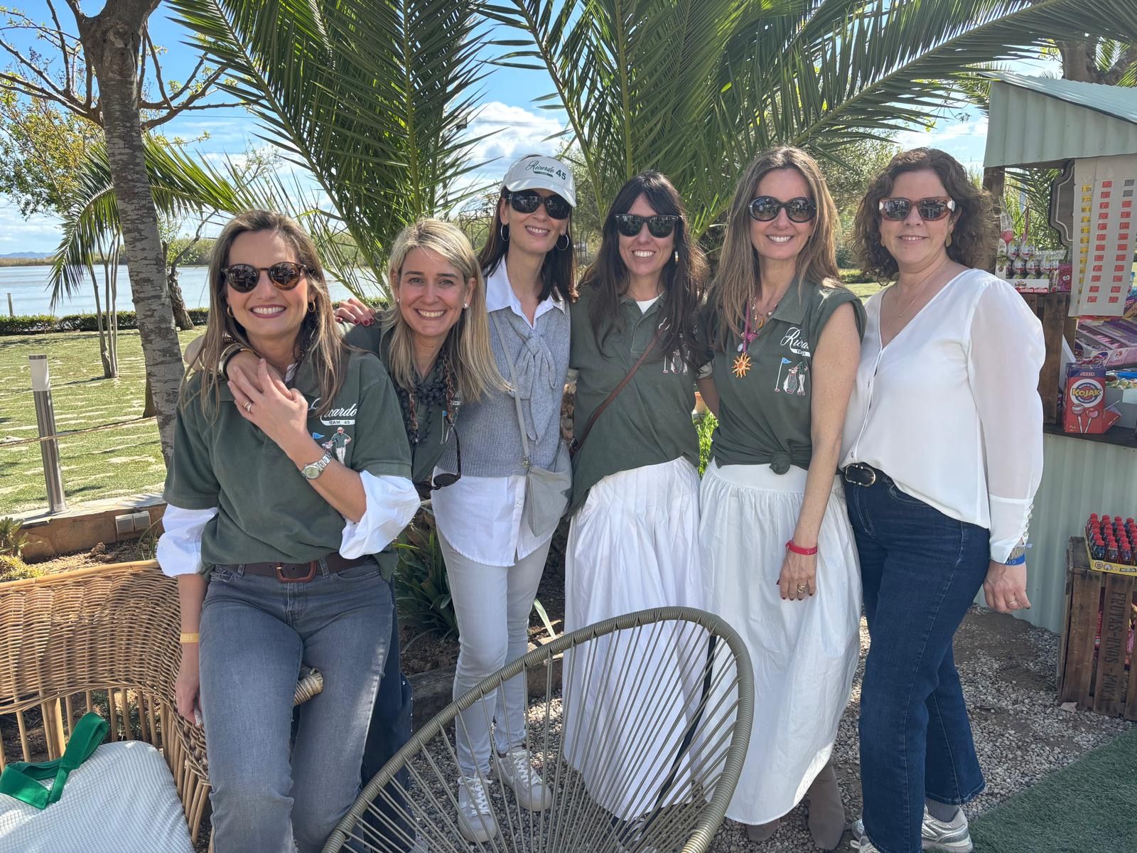 C. F., Rocío Pérez, Nuria Fernández, Carla Fons, Elena Ravello y Esther Campoy.