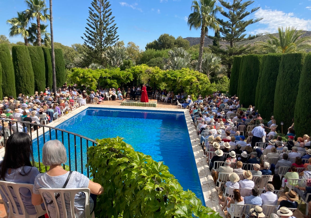 Imagen principal - El paraíso a una hora de Valencia: un increíble jardín en Pedreguer