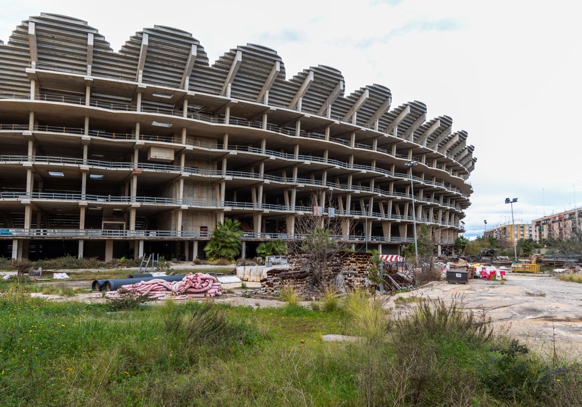 El Ayuntamiento rechaza las alegaciones del Valencia CF sobre el pabellón de Benicalap