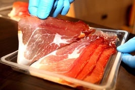 Jamón envasado al vacío, en una imagen de archivo.
