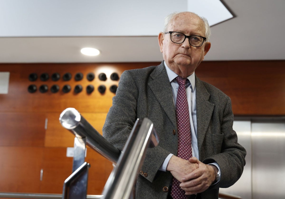 Manuel Miñés: «Llevamos seis meses perdidos, no se han hecho ni las obras de emergencia»