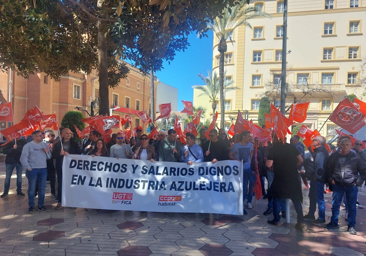 Movilizaciones del sector cerámico en Castellón.