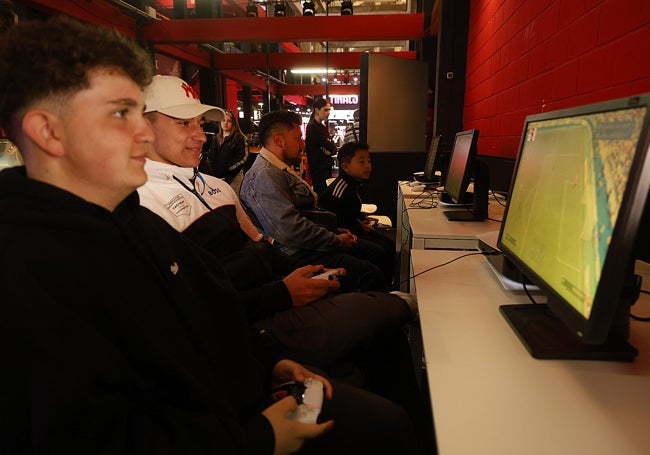 Se podía disfrutar del videojuego EA SPORTS FC 25.