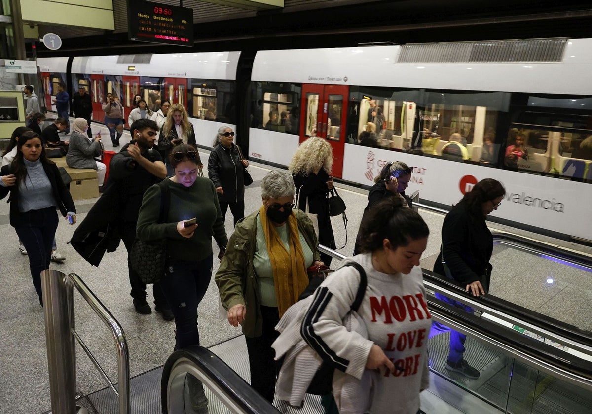 La tarjeta de transporte joven gratuito valdrá hasta el 31 de mayo