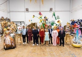 Entrega de los ninots indultats para que pasen a formar parte del museo del gremio de artistas falleros de Valencia.