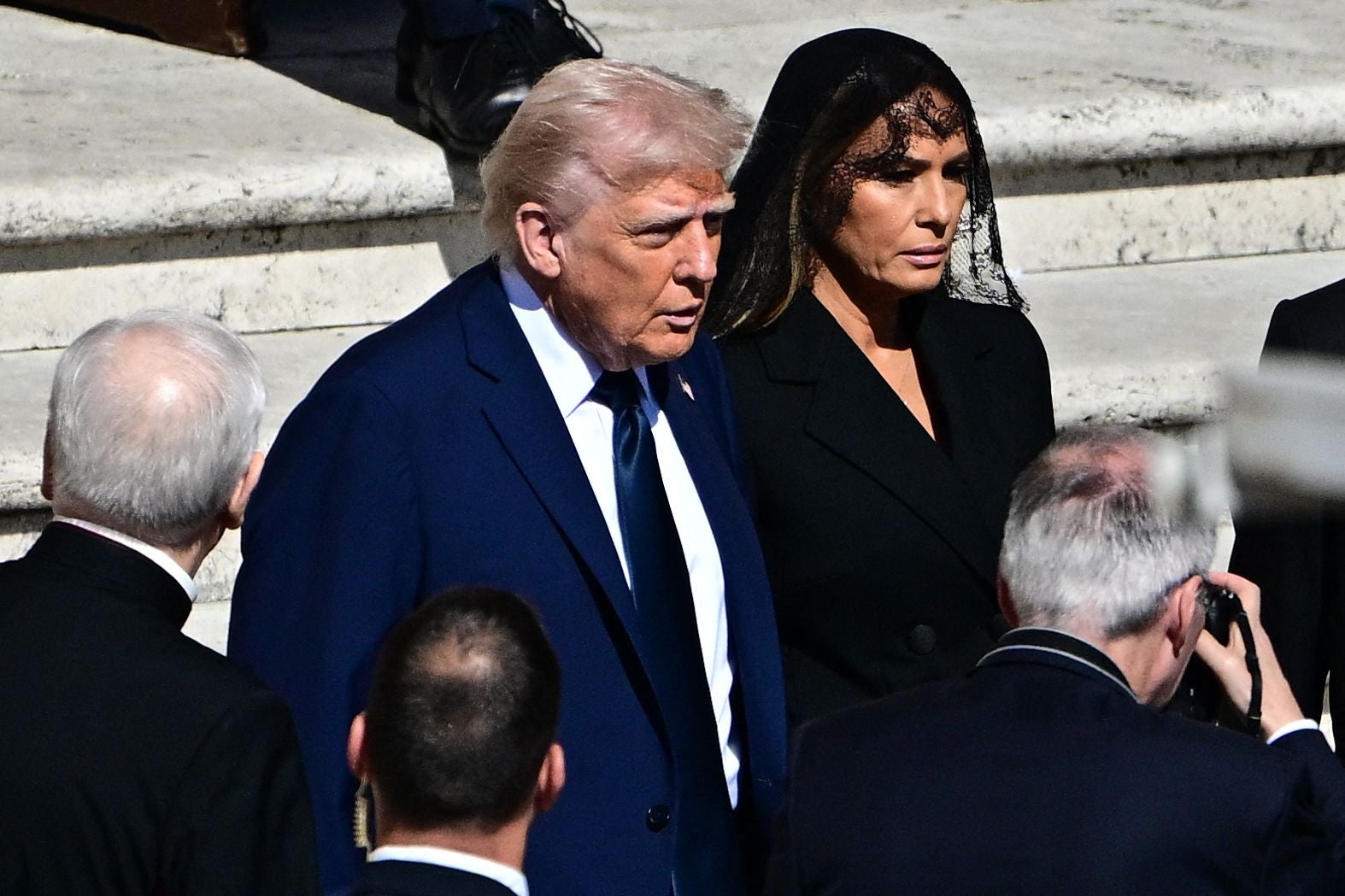 FOTOS | Las imágenes de Donald y Melania Trump en el funeral del papa Francisco