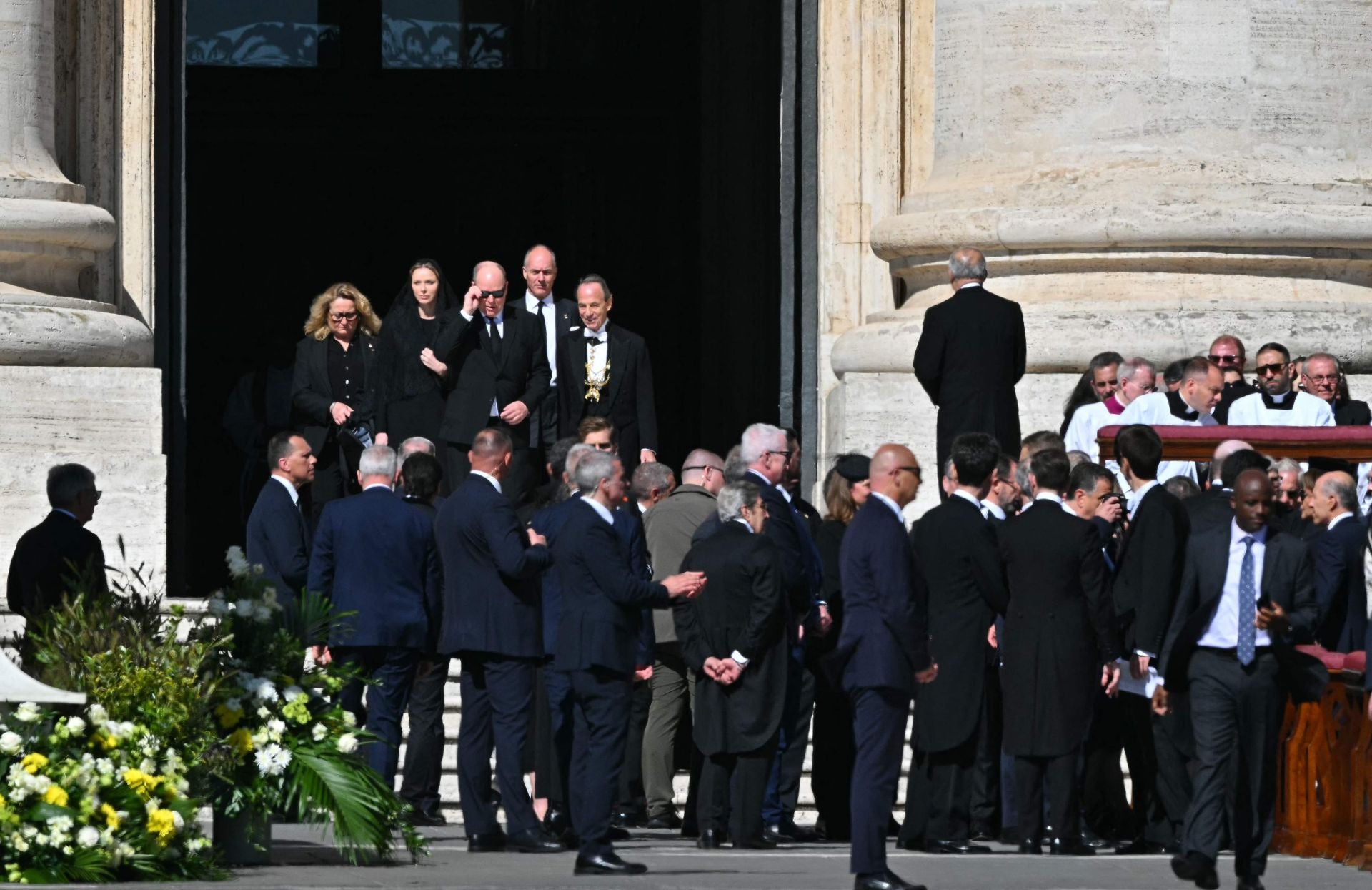 FOTOS | Guillermo de Gales, Alberto y Charlène de Mónaco... Los miembros de las casas reales en el funeral del papa Francisco