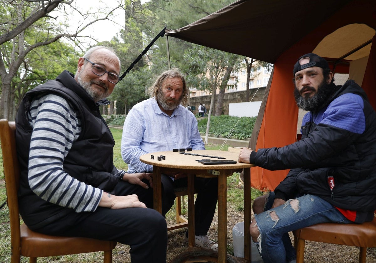 «Somos una familia. Queremos casas para todos»