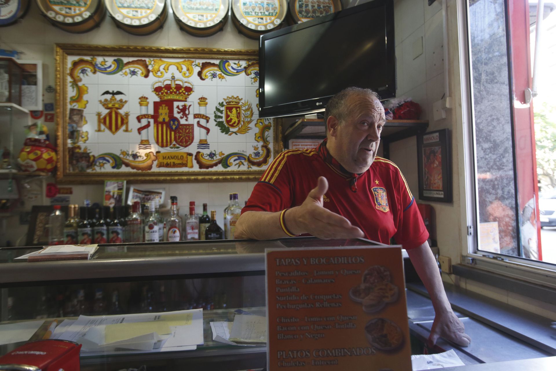 La pasión de Manolo el del Bombo, en imágenes
