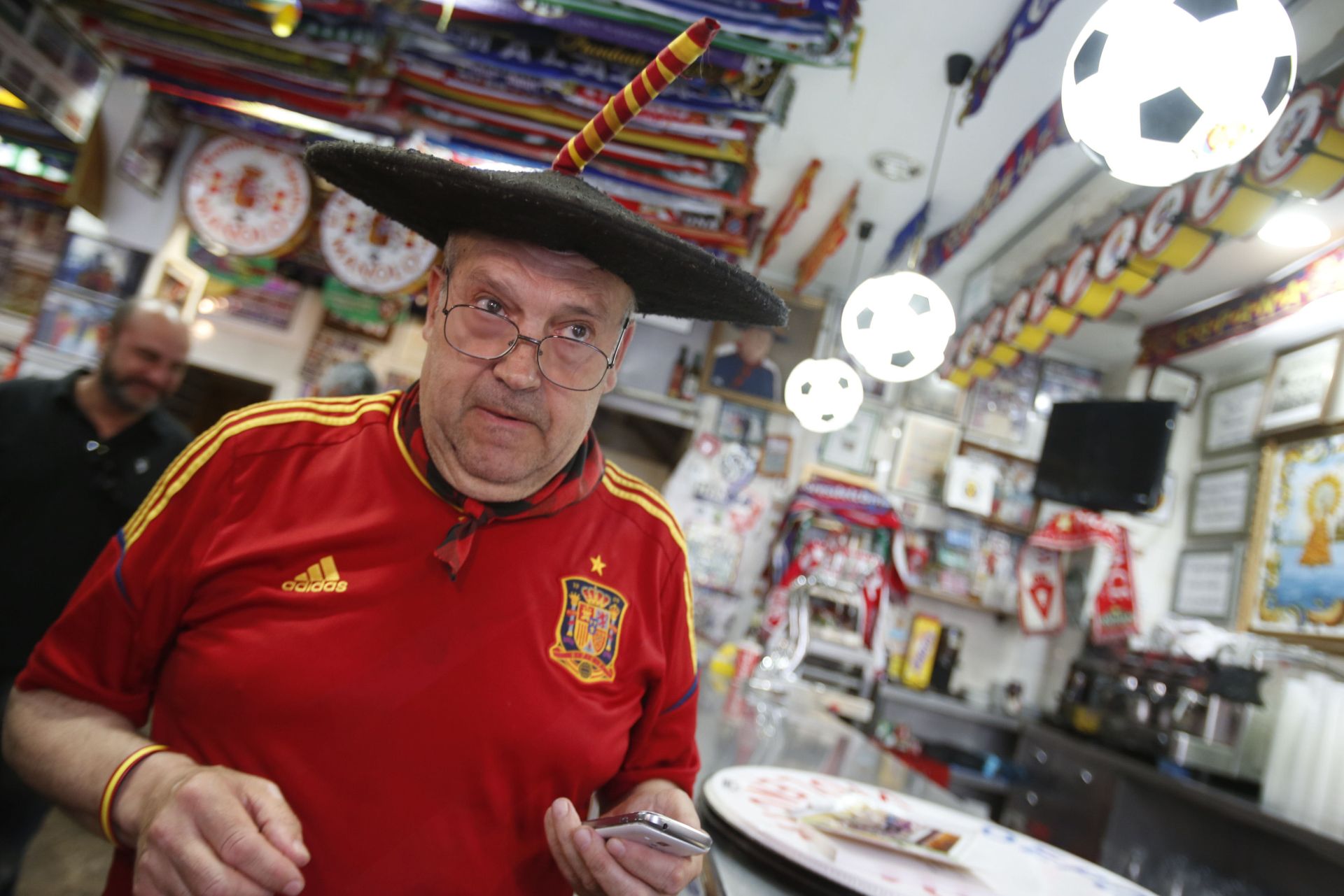 La pasión de Manolo el del Bombo, en imágenes
