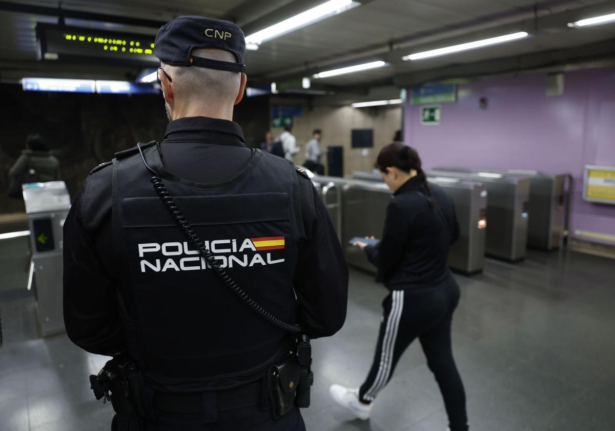 Alerta de la Policía por el auge de las estafas tras el apagón: «Ojo en estos momentos. No piques»
