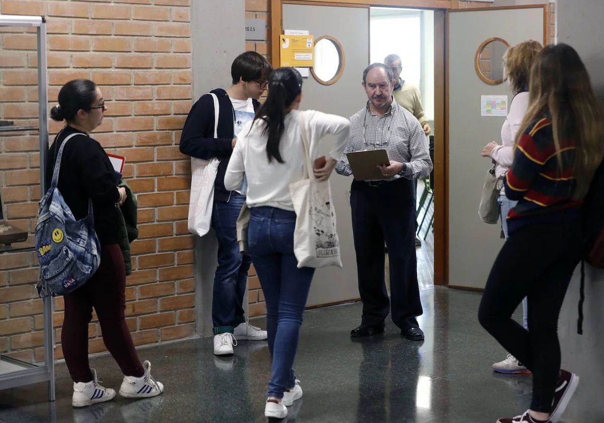 Educación convoca las pruebas de nivel de valenciano para 2025: matrículas, fechas y horarios