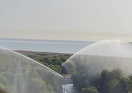 Cañones de agua de El Saler en una imagen de archivo.