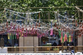 FOTOS | Así ha sido la mascletà del domingo 4 de mayo por el Día de la Madre
