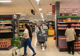 Interior de un supermercado el pasado lunes 28.