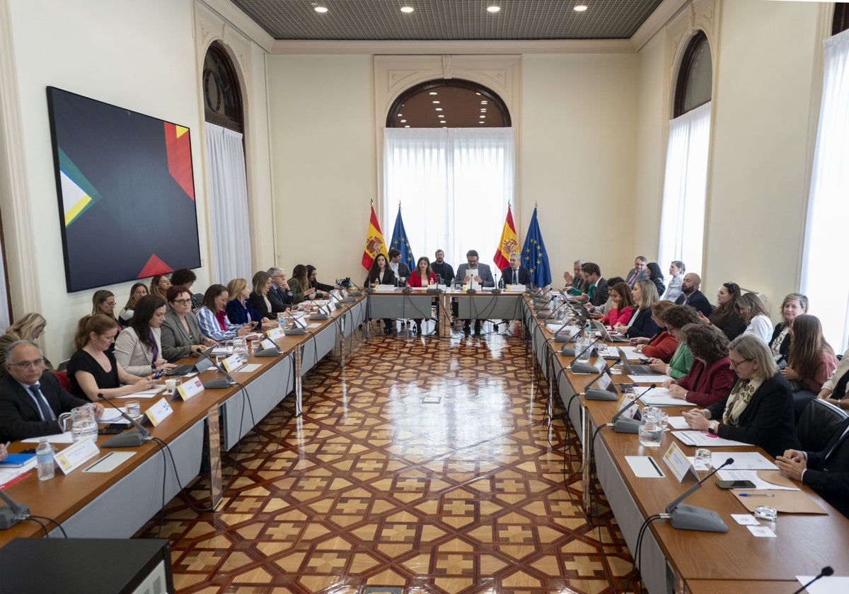El Consell alega que la Comunitat no tiene capacidad para acoger a los menores migrantes que quiere el Gobierno