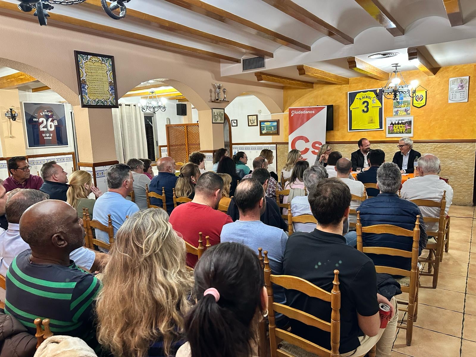 Cs Vilamarxant recibe el apoyo unánime del partido y de vecinos tras la crisis abierta en el Ayuntamiento