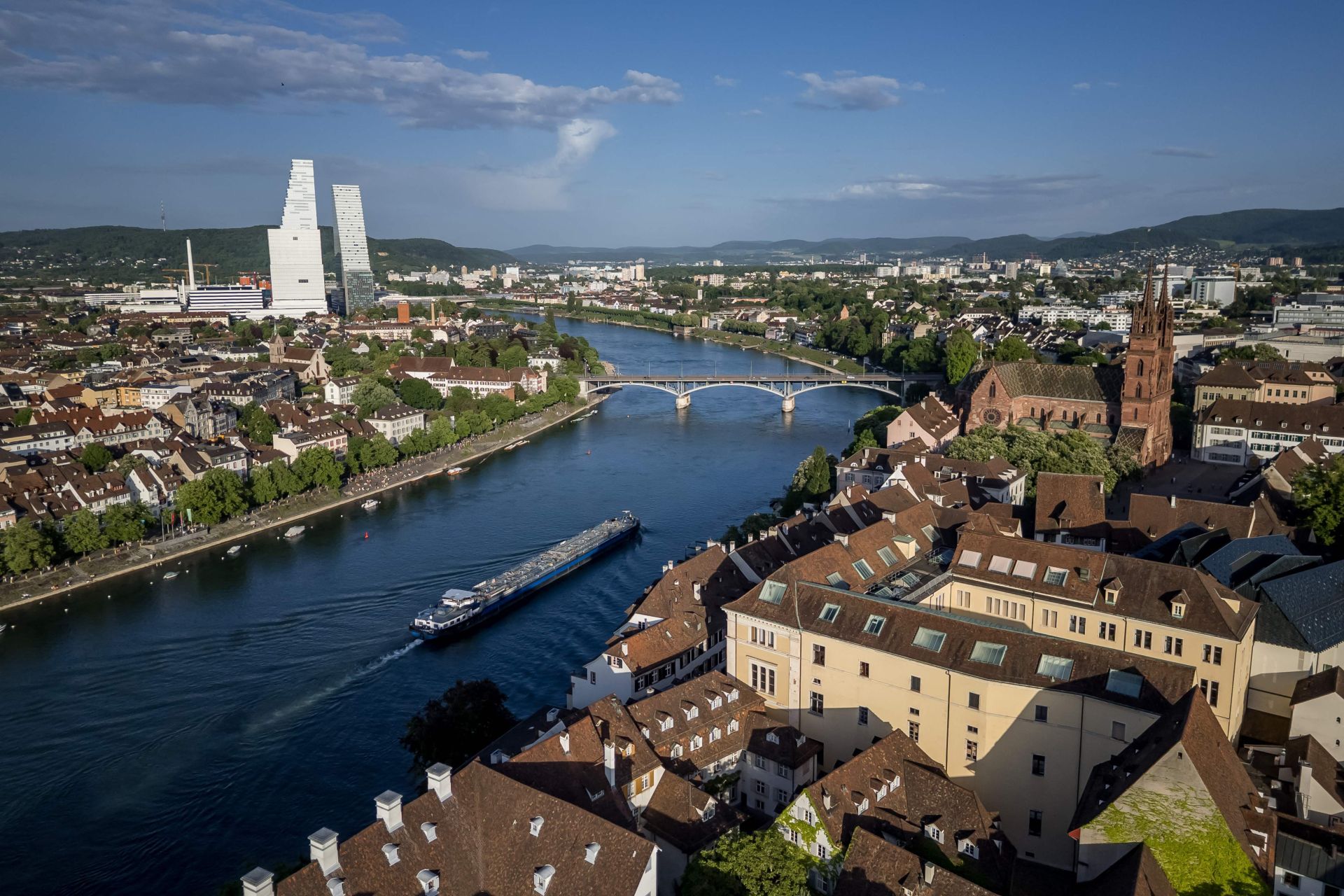 Así es Basilea, la ciudad suiza donde se celebra Eurovisión 2025