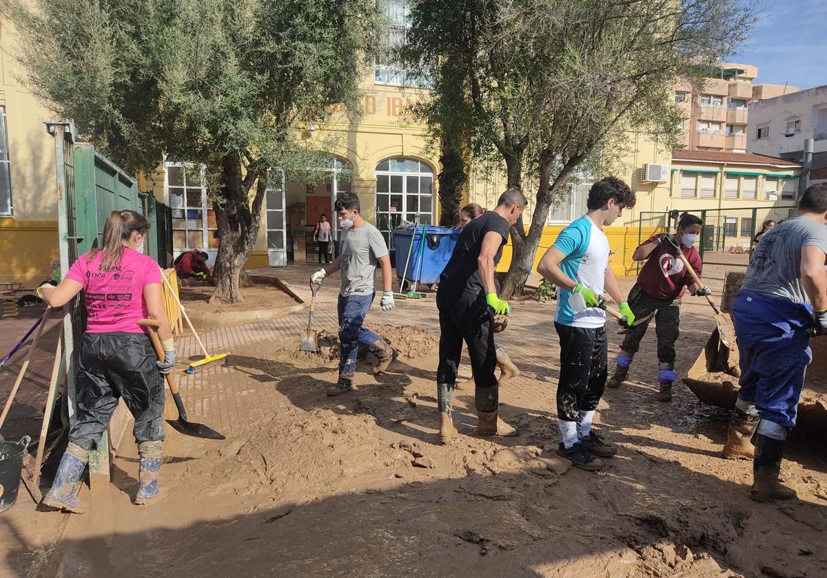 Favara organiza un homenaje a los voluntarios de la dana