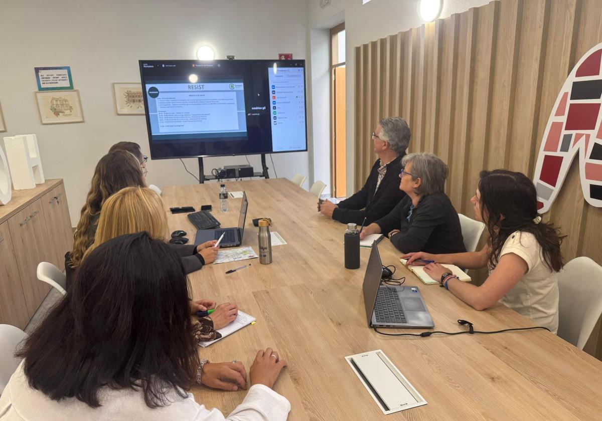 Un centenar de personas recibe formación en sistemas de prevención de catástrofes