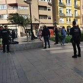 La Policía Nacional y Local, en la zona tras la pelea.