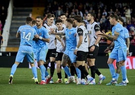 Partido entre el Valencia y Mallorca en Mestalla.